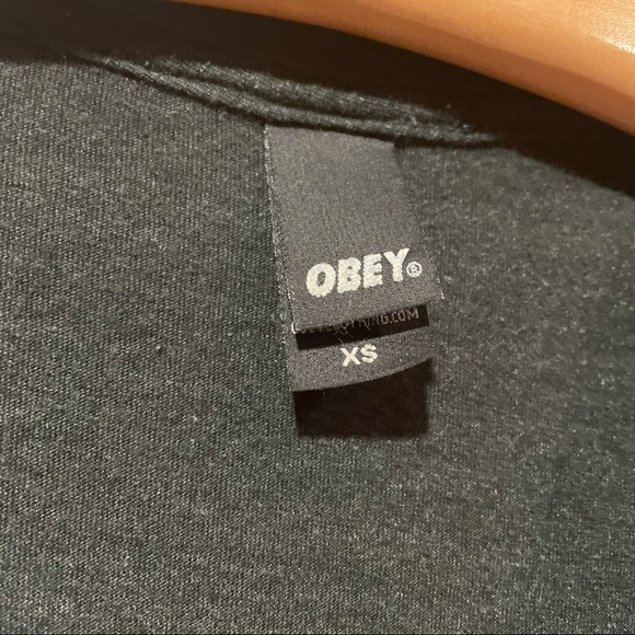 Obey Make Art Not War Tee - Picture 3 of 4